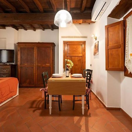 Keys Of Italy - Corsob 9 - Florentine Studio Close To Palazzo Vecchio フィレンツェ エクステリア 写真